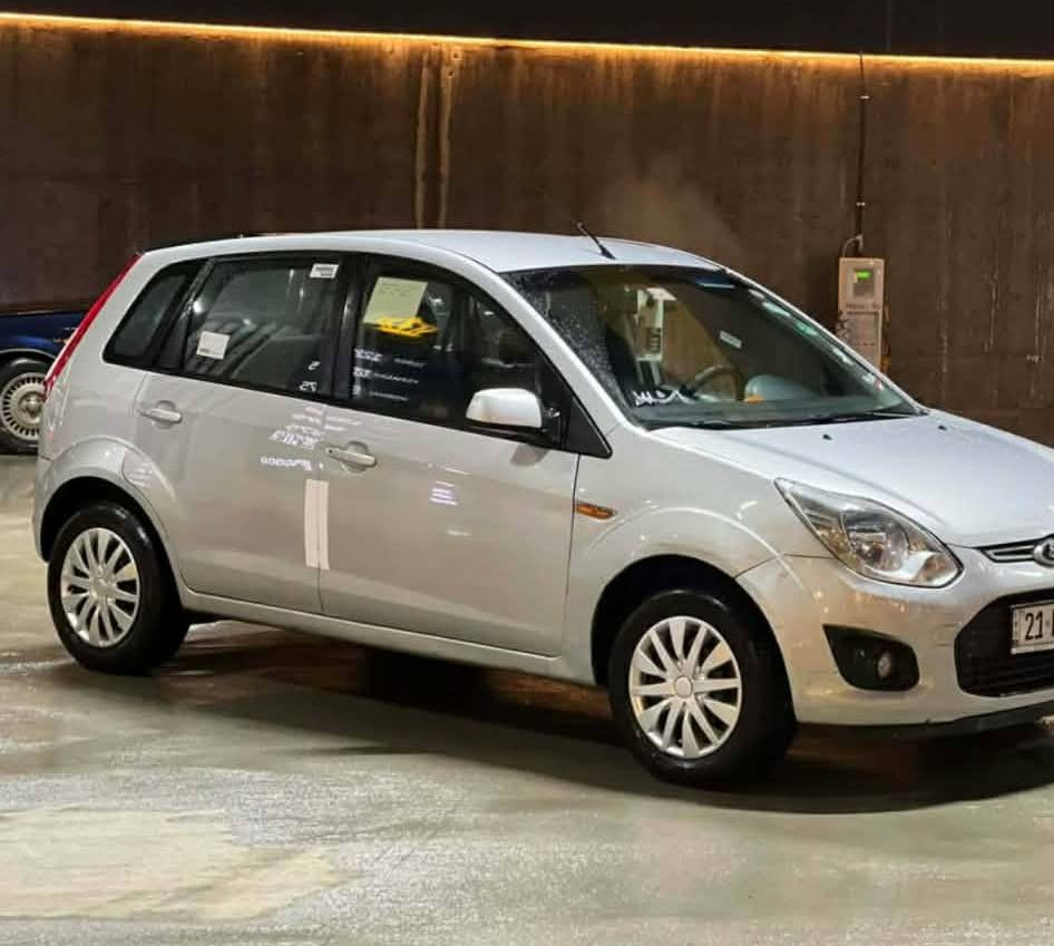 فۆڕد فیگۆ شەریکەی نیڤا
مۆدێل ٢٠١٢
٤پارچەی بۆیاخەبێناو گرتن بەشەرتی گێڕو مەکینەو تەحویلو غرامە
نرخ/٦٥معامەلە
سەنەوی تازەیە تا٨/٣/٢٠٣٠
شوێن/سلێمانی
ژمارە تەلەفون/***********
