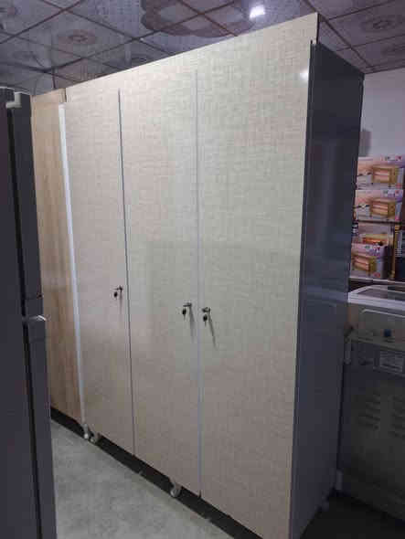 اثاث منزالي لبيع ويىرهم امراوس نشتري كافت لاثاث كونتر كنتور مجمده ثلاجة طباخ غرفة ايشي عندك تعال خاص العنوان كركوك حي النصر قرب مستشفى الولاده ول اطفال***********
***********
