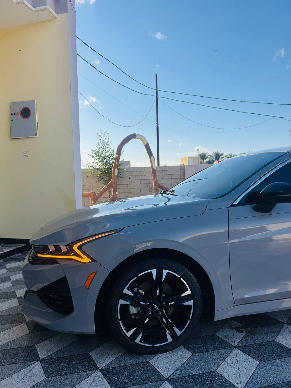 ياالله
السلام عليكم للبيع كي فايف K5 مديل 2024 بدون رقم ترقيم جميع المحافضات. سياره لون مميز سمنتي
حادث السياره قبق الجنطه بيهه بارد وضبغ وباقي السياره كفاله
سياره موصفات GT LINE فول
رادار امامي + قياده ذاتيه + تحديد مسار
داخل احمر + كراسي كهربائ + تدفئه بل كشن
رادار جاني + اشاره بل مري + اربع وضعيات قياده
مكينه 1600 تيربو
سياره جديده بمعنه الكلمه 
السعر 175 بيهه مجال حق الجيه
العنوان ذي قار قضاء الفهود📍  لتواصل ***********
***********
