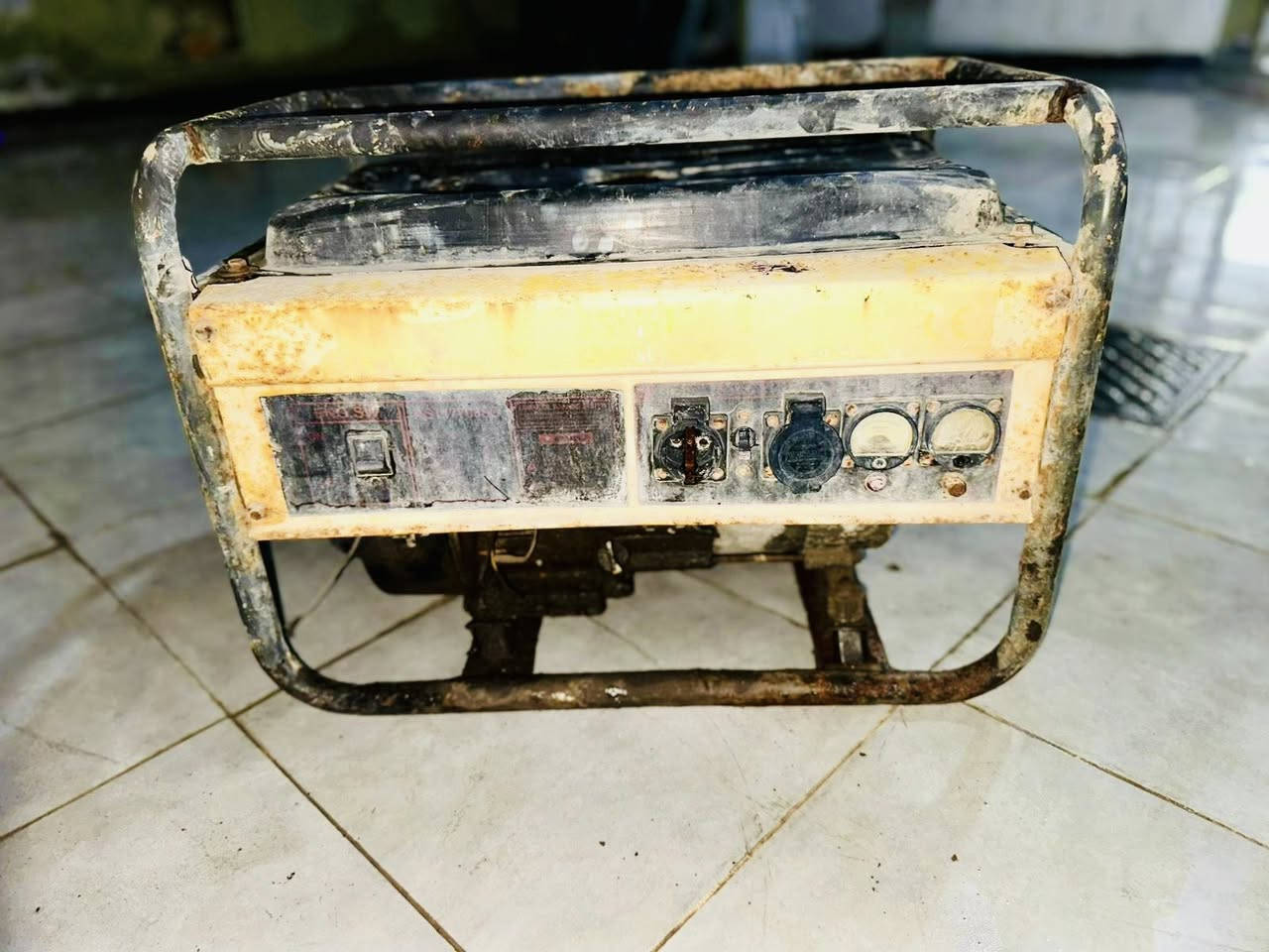كله شغال قيم واخذ***********
