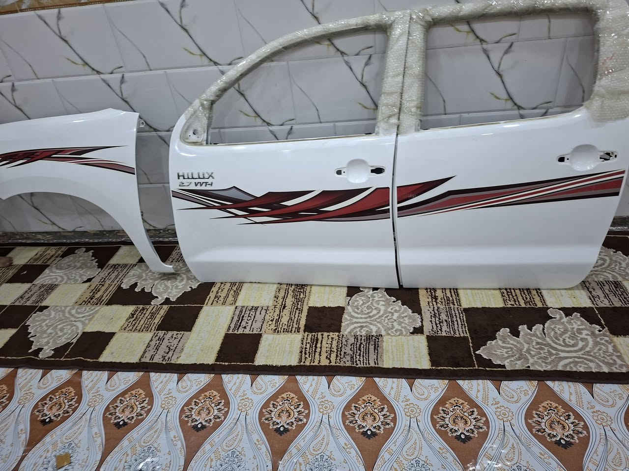 تتوفر قطع غيار هايلوكس اصلي فتح ***********بغداد المعامل
