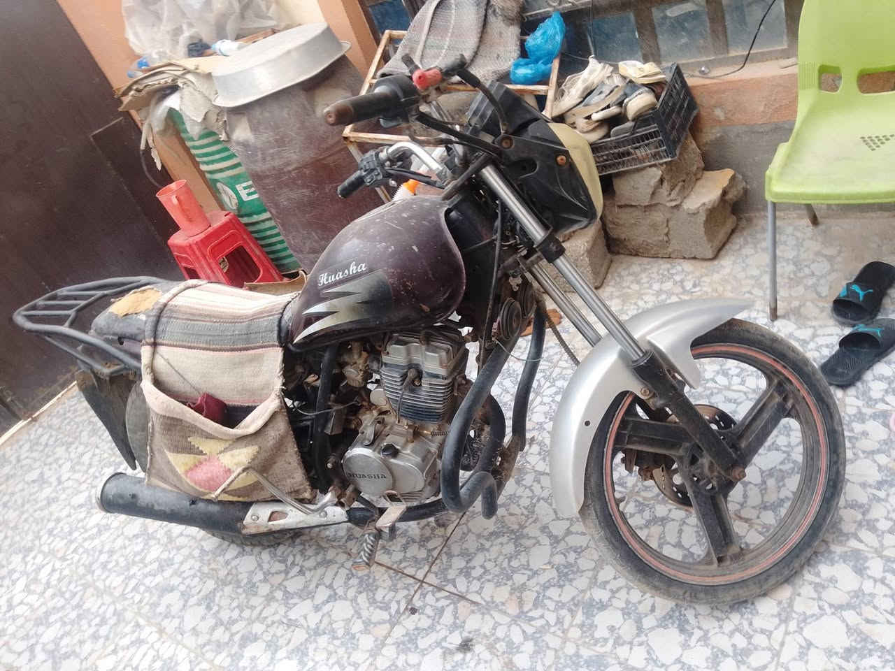 سلام عليكم
هويشه موديل 2015مكينه حلوه كهربايات بس ربط وباتري جوزه بيه موجوده بليته ورقم شاصي كلك مكفوله سعر 250وبيه مجال قليل مكان كربلاء الحسينيه هاذه رقم ***********
