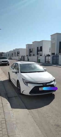 نقد نقد رقم بغداد كورلا ٢٠٢٥ ماشيه ٢٨٠٠ كم فقط فول هايبرد  تصال ٠٧٧١١٦...