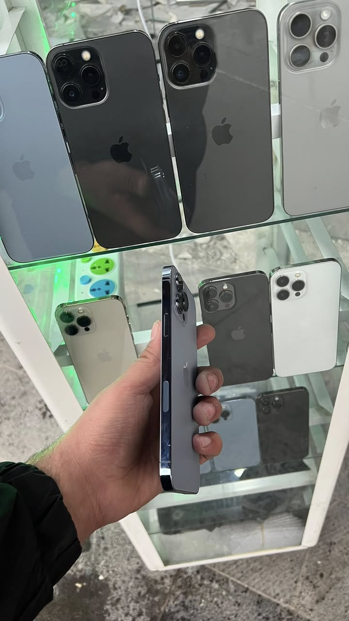 السلام عليكم
13 Pro Max 

128-1sim

بطاريه 88% 

نضافه فول ضمان ١٠ ايام 

590 الف 

***********

*********** 
موجود بيع ومراوس كل انواع الاجهزه 
مكاني المجموعه الثقافيه مقابل باب العلوم قدام مكتب روتانا
