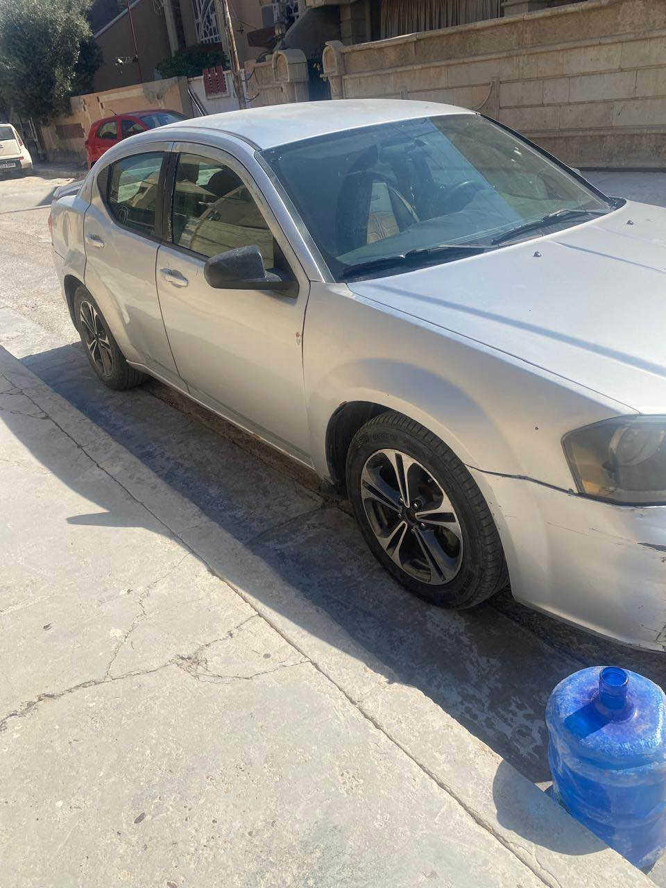 السلام عليكم

أفنجر ٢٠١٢ حادثها جاملغ ايمن مبدل ماشية ١٦٠ رقم بغداد 

رايدها ب ٦٠ وبيها مجال 

*********** بغداد, العراق
