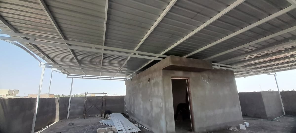 حدادة الاعتماد ..للسقائف  احمي صطح بيتك  ولحل يمنه 
وكل ما يخص الحدادة  ..وانسب الأسعار 
بصره قبله حي المهندسين  ...للإستفسار   ***********     ***********  ابو حسين
