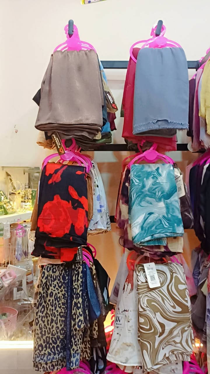 عرووووووض ساعة الحظ عرض اي طرحه شيفون ديجيتال ب٩٠ج
وطرحه شيفون ساده ب٦٠ج وب٩٠ج
وطرحه تايجر ب١٠٠ج
وطرحه مشجره قطن ١٢٠ج
وطرحه موج البحر قطن ب١٠٠ج
وطرحه جيل بالبندانه ب١١٠ج 
ورنا وكيان وحبيبه ب١٣٠ج
عروض عروض الحقوها عرض اليوم عند اكسسوارات الملكه.almleka store


**إذا كنت صاحب هذا الإعلان وتريد حذفه لأي سبب، رجاءا أرسل رسالة إلى الدعم الفني**