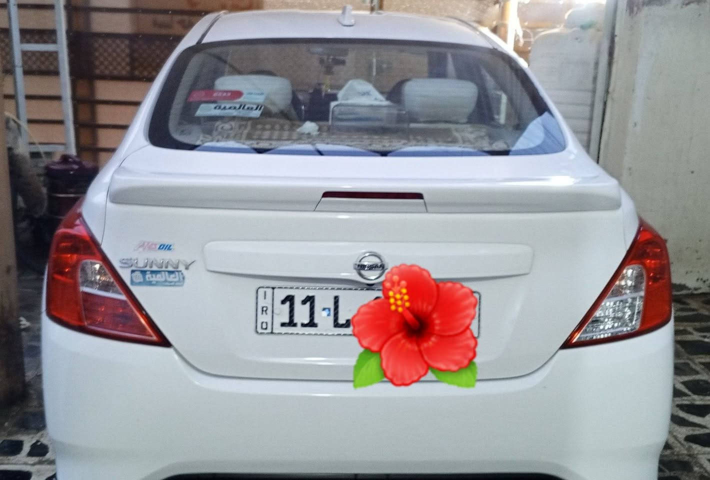 سني هندي موديل 24 بليتة زركة للبيع
رقم بغداد انكليزي 
سنوية باسمي 
ماشيه 30 
بيها منظومة غاز بعدها داخل الضمان 
مكفولة من الضربة والصبغ عدا بارد في الباب اثر طخة بايسكل 
صدر أمامي خلفي بلادي ونظيف جدا 
ارضيات مدوشمة جلد 
شاشه كاربلي 
كامرة خلفية 
المكان بغداد الحسينية 
للاستفسار اكثر الاتصال على الرقم 
***********
