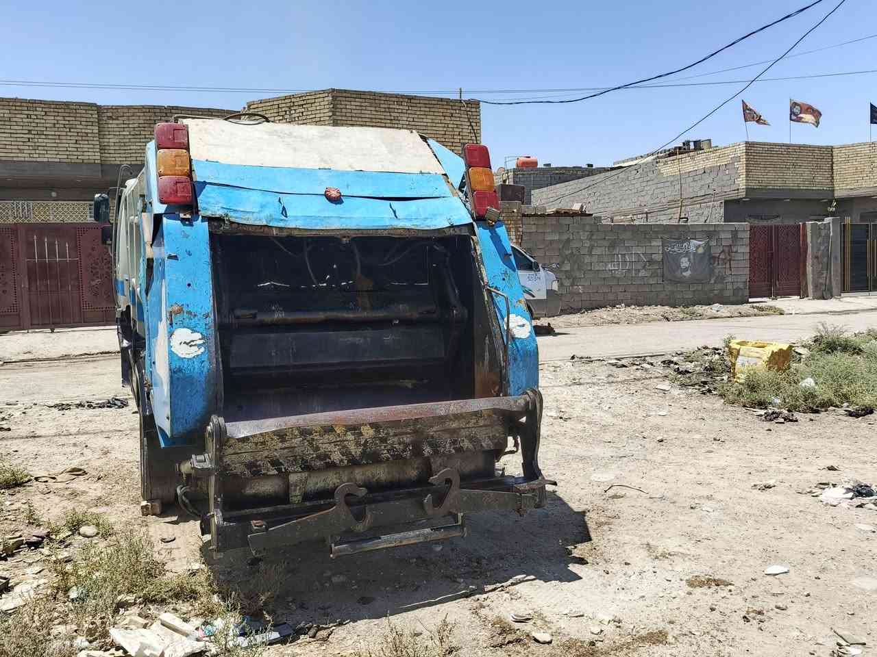 السلام عليكم كابسه البيع مديل 2000 كبسه 8 ونص رقم بصره مشروع وطني بلسنويه كابسه نفايات  مداور ثاني يوم  كابسه حالين بغداد معامل  حصه كاز 75 بليوم ‏‪***********‬‏
