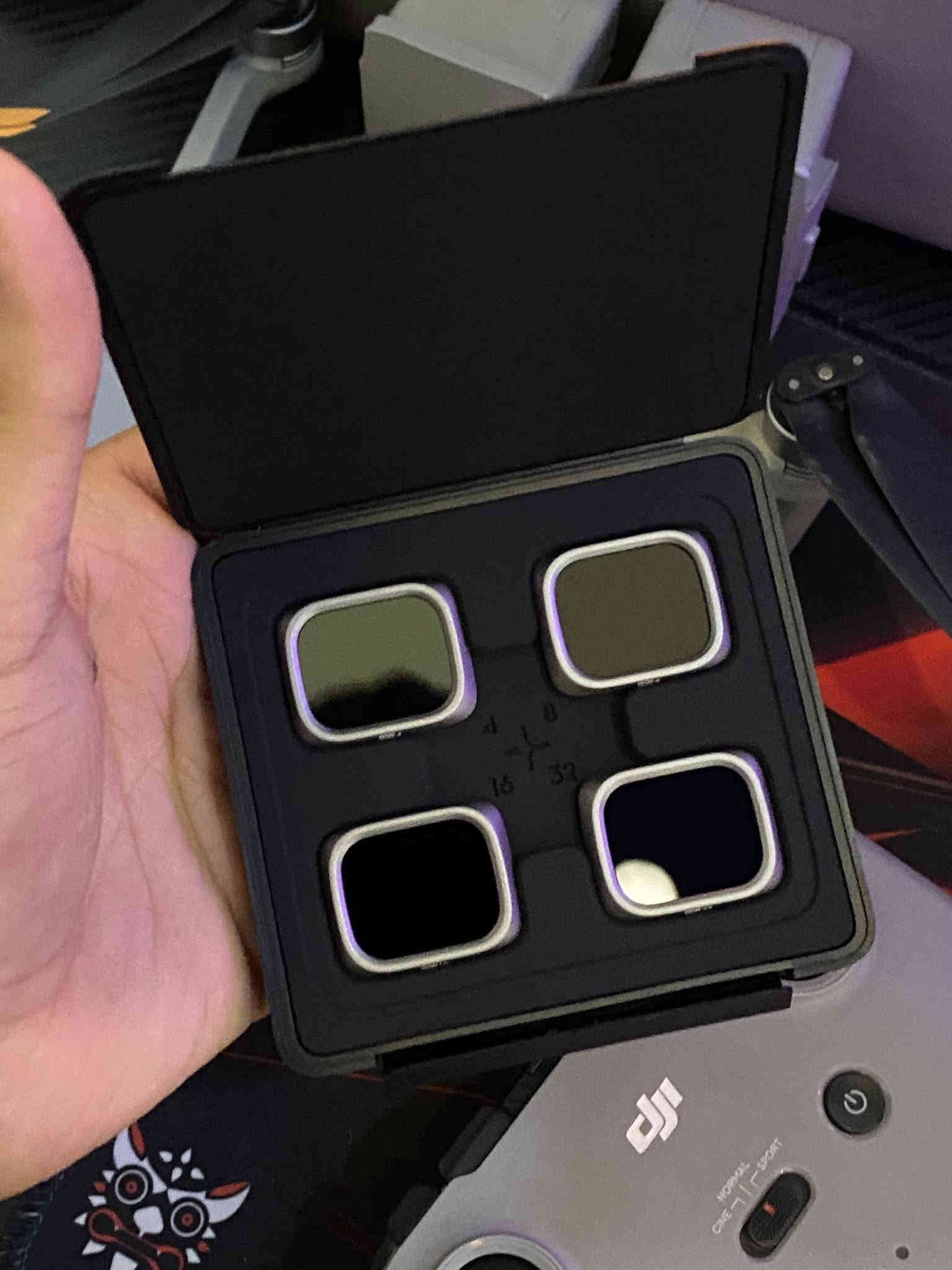 🔥 للبيع — DJI Air 2S 🔥
درون نضيفة جداً وما بيها أي مشاكل، استخدام خفيف ومعتنى بيها كلش.

📦 المحتويات:
• الطيارة + الريموت
• 3 بطاريات أصلية
• فلاتر ND عدد 4
• جنطة أصلية
• كامل الملحقات بدون نقص
•قطعه ل حماية الگمبل والكاميرا
*ملاحضه: الگمبل او الكاميرا مابيهن اي خلل وممتعرضات ل اي ضربه يعني جديده ب معنى الكلمه
💰 السعر: 1,300,000 دينار قابل للتفاوض
📍 الموقع: النجف
📞 للتواصل: ***********

الدرون جاهزة للفحص والتجربة امام المشتري

