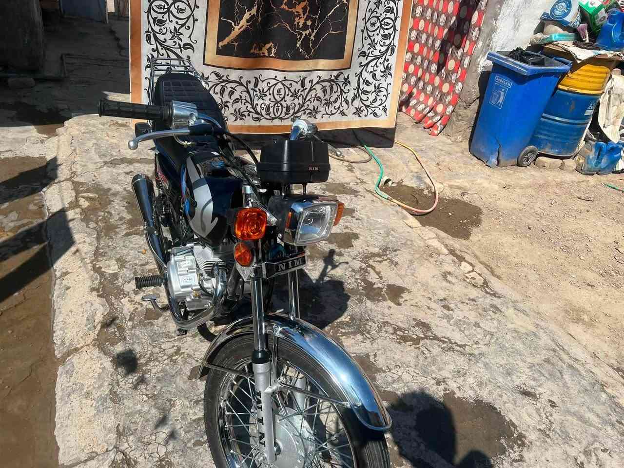 سلام عليكم
دراجة اربعة كير أوراق اصولي الشاصي موديل ٢٠١٤ والغراض موديل 27 كفالة عامة الدراجة جاهزة مكاني كوت
رقمي  ‭***********‬ 
السعر ٩٥٠ وبيها مجال للطيبين
