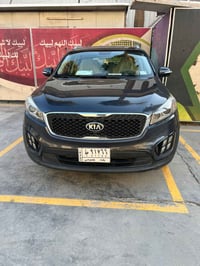 السلام او عليكم  كيه سورنتو وارد امريكي  موديل ٢٠١٧ فور ويل  كامره  مك...