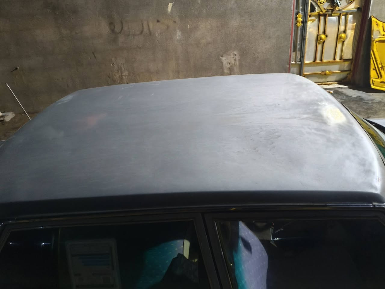 سلام عليكم سياره سوبر لبيع مكينه وكير بلاد مكينه بيه تبخير حداده جديده سياره جاهزه رقم نكليزي  سعره 28 وبيه مجال مكان بصره زبير.     رقم ***********
