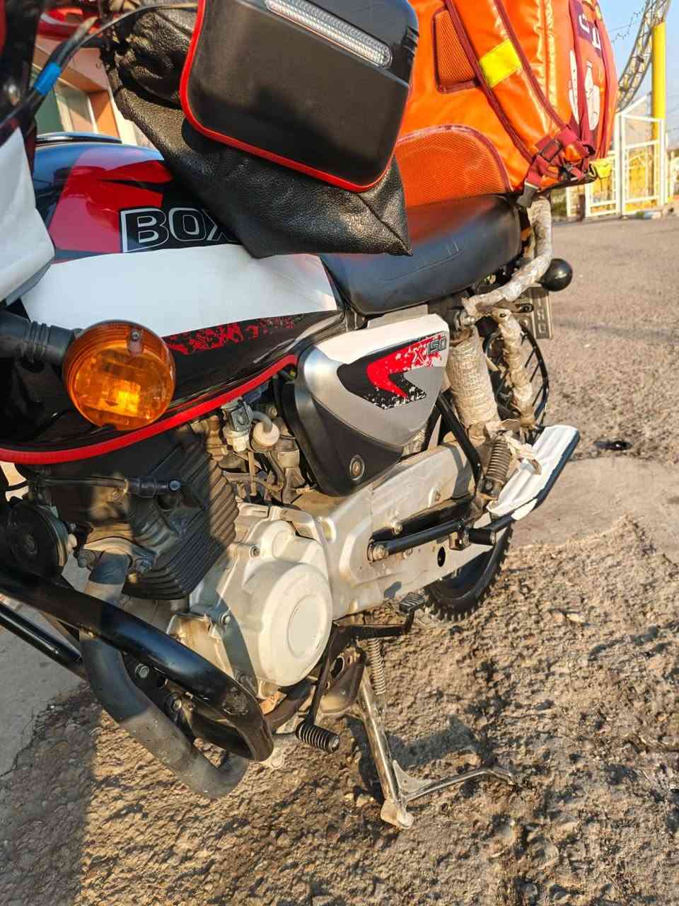 السلام عليكم بوكسر مرقم لوحات انكليزي بغداد مكفوله موديل 2021 شكل 2022 مابيه اي نقص للبيع مليون ٨٠٠ وبيه مجال قليل للشراي عنواني تقاطع درويش حي الإعلام للاستفسار
*********** واتساب
