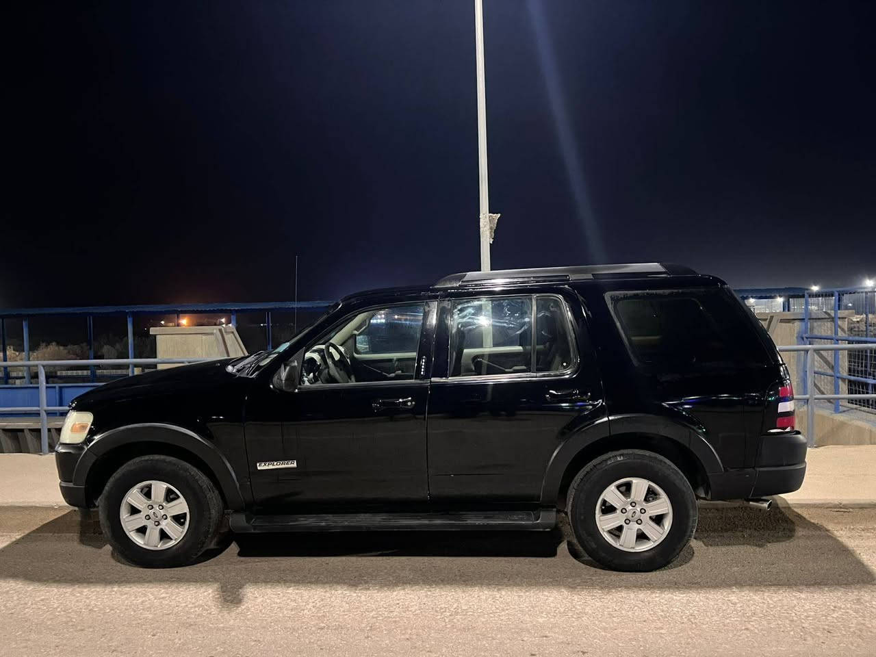 للبيع فورد اكسبلور 2007
سياره 5راكب 
مكينه 6سلندر
رقم سياره أربيل
سونر موجود بالمنشور
السعر 85 

***********
