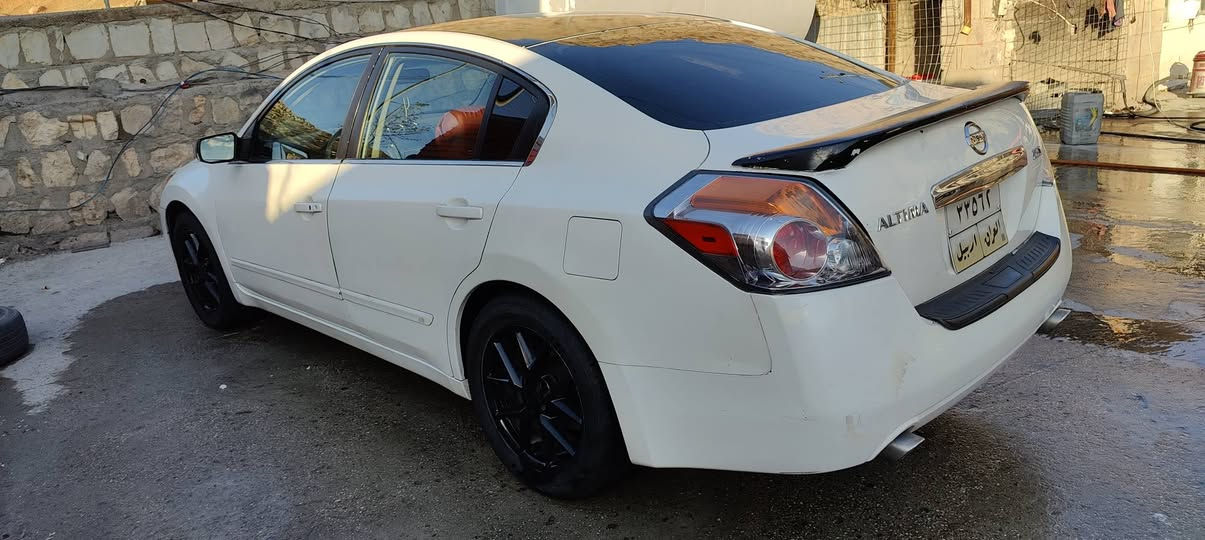 التیما2012
حزام سبوغ ، نموونە لەجوانی سەخف و شانەی هیجی پێوەنیە ، بێ مەسرەفە ، گیرو مەکینە هەمووی بەشەرت ، نرخی82ورقە
ژم.*********** سوران, أربيل
