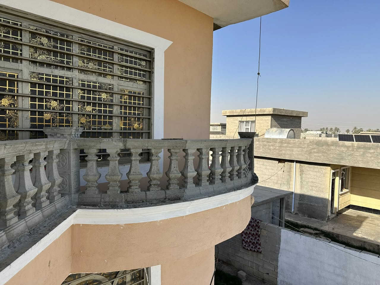 عمل عرانيس محجر كونكريت موقعي بلكونات ممرات اسيجه حدائق *********** الموقع يثرب
