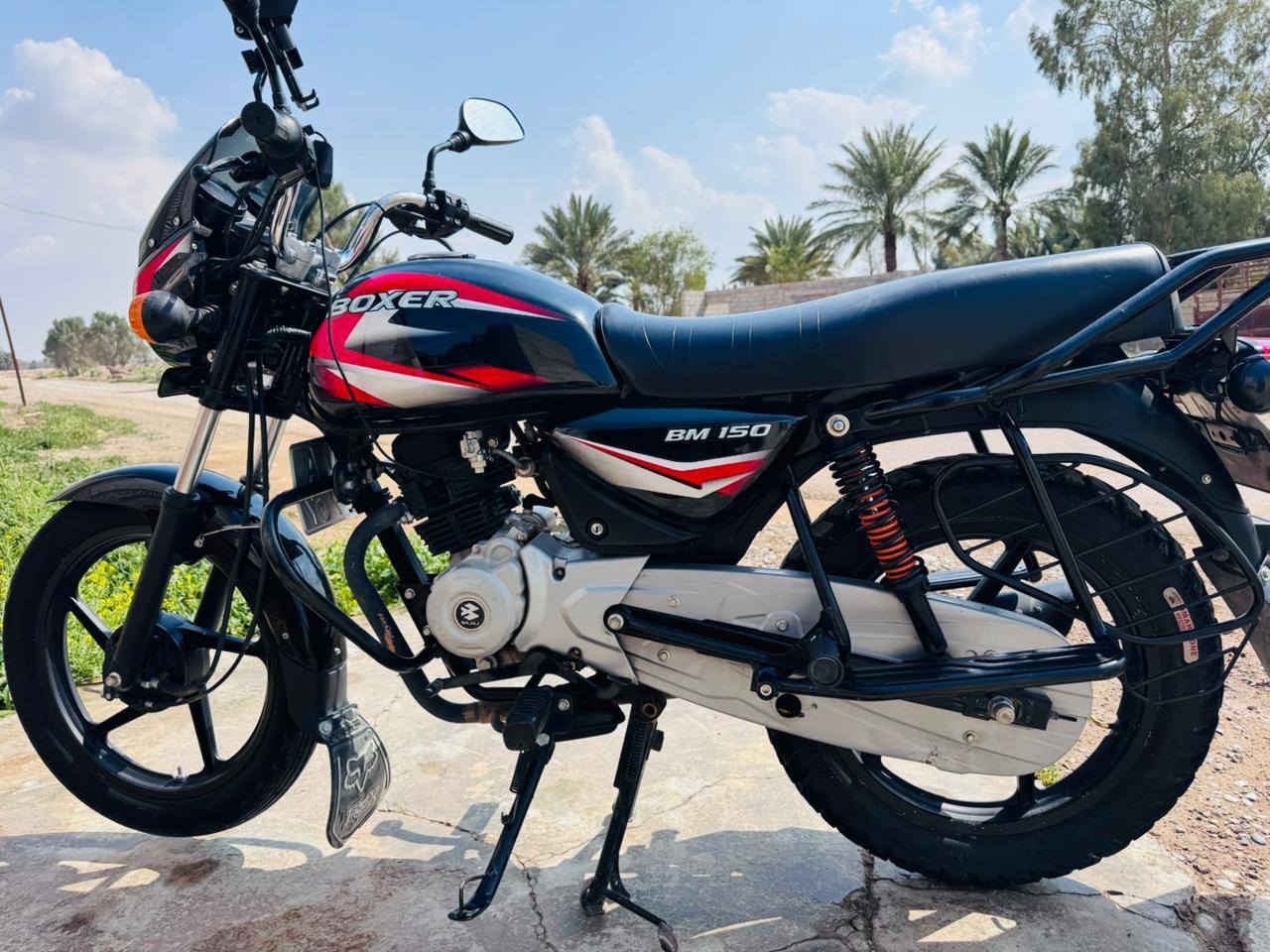 سلام عليكم دراجة بوكسر للبيع نضافة فول موديل 2023 رقم ديالى انكليزي تحويل مباشر 
@إشارة ***********
