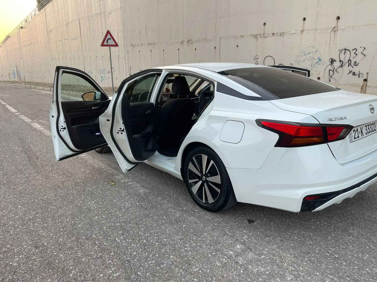 نیسان ئاڵتیما مۆدێل 2022
مواسەفاتیS
مەکینە 2.5 مەرغوب بێ تۆربۆ
دەرگای سایەق و سەکن بەصمەیە
 پێشی کەپسە 
سۆنەری دانراوە 
ئێرباگی نەتەقیوە
یەک بەسمەی بیلادی لەگەڵدایە
سێ مۆدی لێخورین
گێڕ:تۆماتیک سپورت 
پێشی ڕادار خەتی جادە 
ئۆتوسپۆڕت ستاندارت
ڕەقەم و سەنەوی تازەیە بەناوی خومانەوەیە
34هەزار ڕۆشتوە ڕۆنی مەکینەی تازە گوڕاوە
تەقەوڕەقەی هیچ نیە  ماڵی دۆستە.
تایەی تازەیە 2مانگە گۆڕاوە

نرخ : لە کۆمێنت داوای بکە ڕاستەوخۆ بۆت دێت 🤖

ژمارەی خاوەنی...
***********
***********
