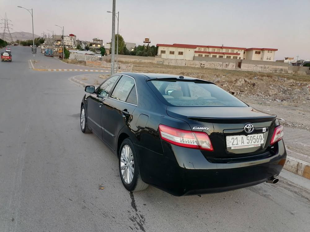 ...﷽ ...
بـــــــــۆفـــــــرۆشـــــــــــتــــــــــــن
***********

TOYOTA CAMRE  GL 2008

جۆری سەیارە /تویتا کامری
مۆدێل/2008
مواسەفاتGL خلیجی
ڕەقەم سلێمانی تا2029 تازەیە
تەحویل خرامە بەشەرت
ڕەنگ /ڕەش
بۆیاخ/سۆنەرکەیم داناوە بێدەعمە 
گێڕو مەکینەی بیلاد 
گێڕتۆماتیک ناوزەردە
شاشەو کامێرایە 
تاقم ویلو تایەی ئەفەلۆن
پێشو دوای مەزبوت
دەعامی بۆ دەعامی بەشەرت
شوێن سلێمانی السليمانية, العراق
