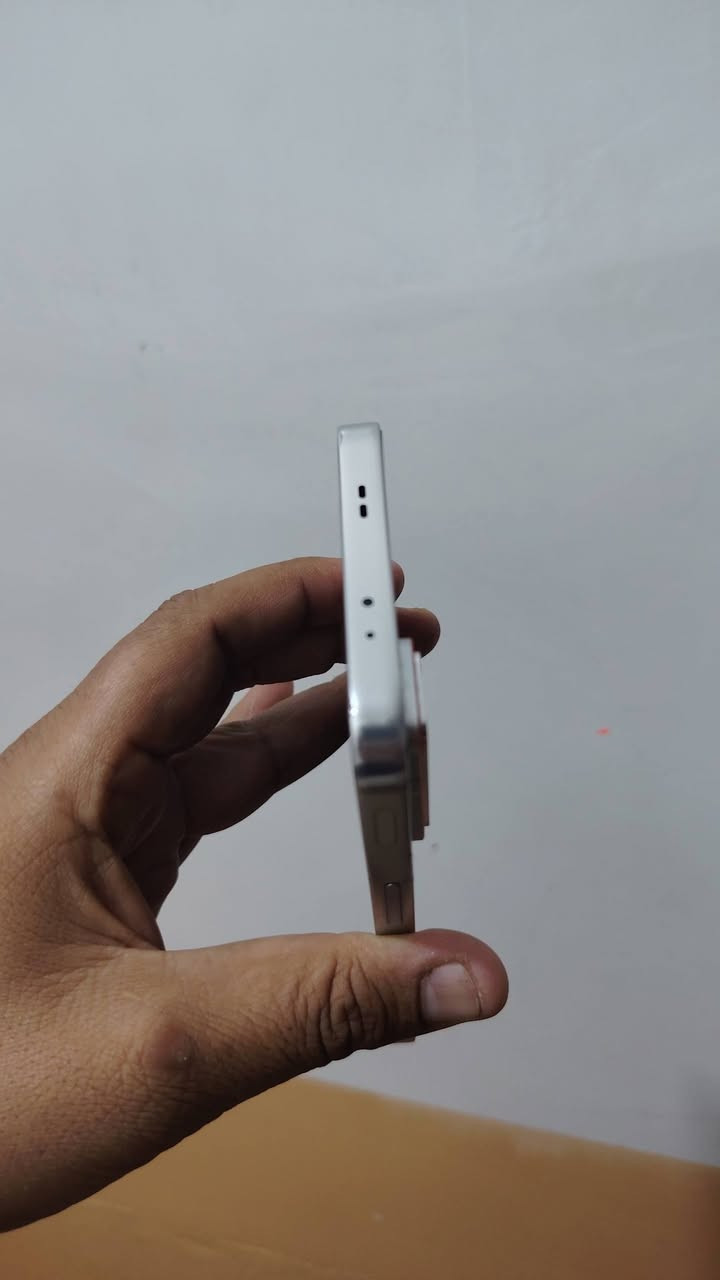 انفنكس GT30برو
ذاكره 256  عشوائيه 12
كامل ملحقات شاحنه +هتفون + براد
نضافه %90
السعر  325 مجال  قليل


**إذا كنت صاحب هذا الإعلان وتريد حذفه لأي سبب، رجاءا أرسل رسالة إلى الدعم الفني**