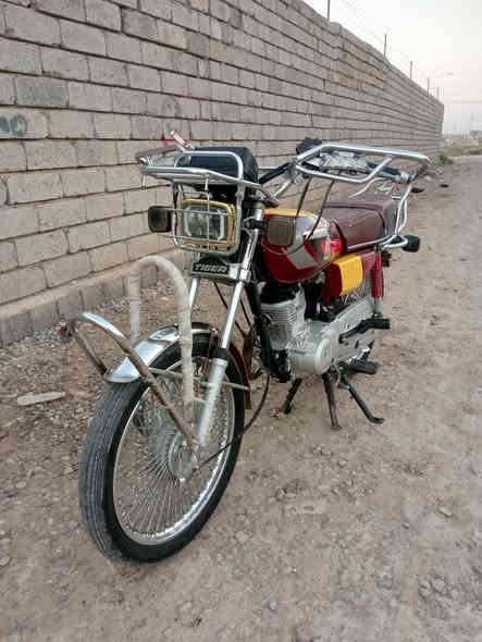 تايكررر 21 للبيع كلوو شغال السعر 450 المكان الشرقاط تقاطع الخصم للتواصل ***********
