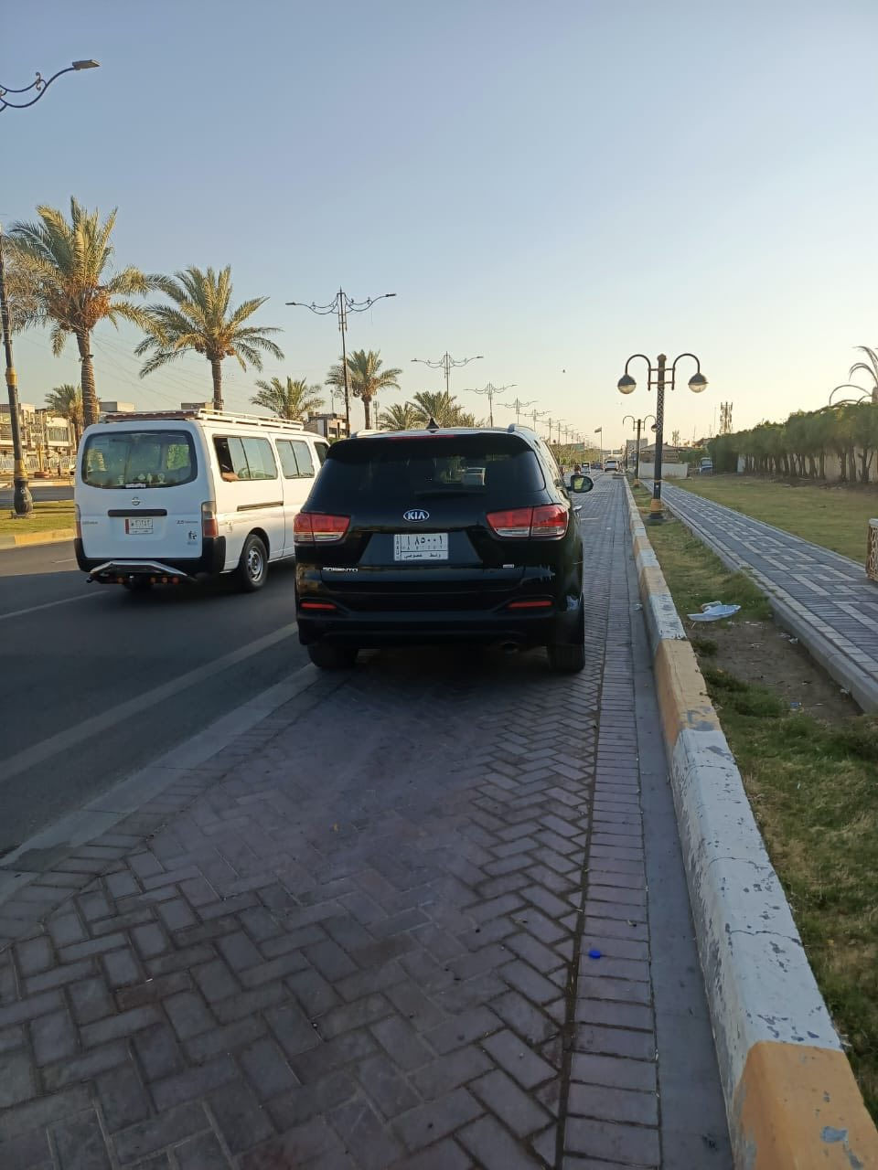 Kia سورنتو 
مویل 2018 وارد امریکا
محرک 2000
تحکم استیرن جهتین 
شاشە لمس
رقم السیارە الممیز
مشروع الوطنی تحویل ثانی یوم او وکلە
حادثها جامرلغ و شویە من البنید
الاکثر تفاصیل الاتصال.. ‎0770 882 0576
