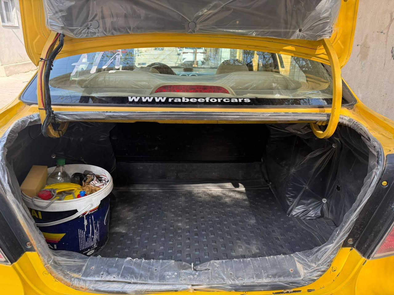 السلام عليكم افيو البيع ٢٠٠٩كوري السياره بدون ضرر تلقيط مال تكسي هيئه وغرامات مصفره تخم تاير جديد تبريد ثلج طخم امامي اشويا تعبان السياره حلوه حيل رقم بغداد السعر ٦٠ وبيها مجال قليل العنوان موصل الايسر /***********/***********
