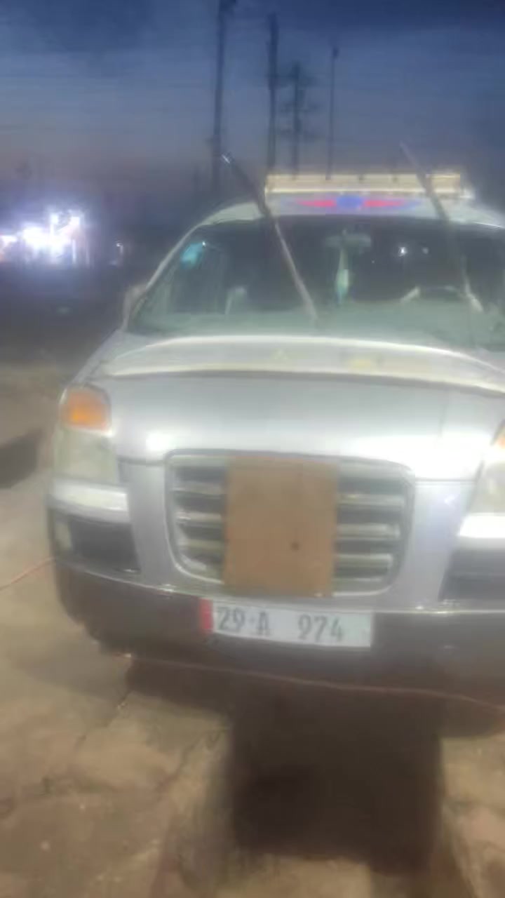 سلام عليكم  اخواني
فاره كير عادي مديل 2006
بسمي كامله مكمله سعر 60
عنوان سوق شيوخ
***********
