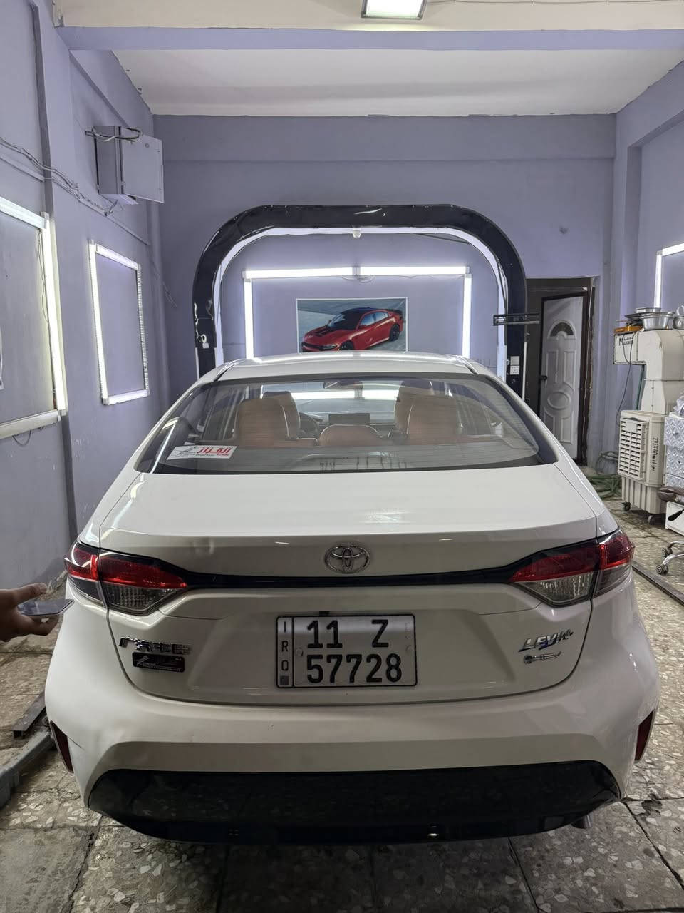 كورلا هايبرد موديل ٢٤  فول كرسي كهرباء وجلد. سونار موجود بالمنشور مكانه بغداد. الكرخ تلفون ***********
