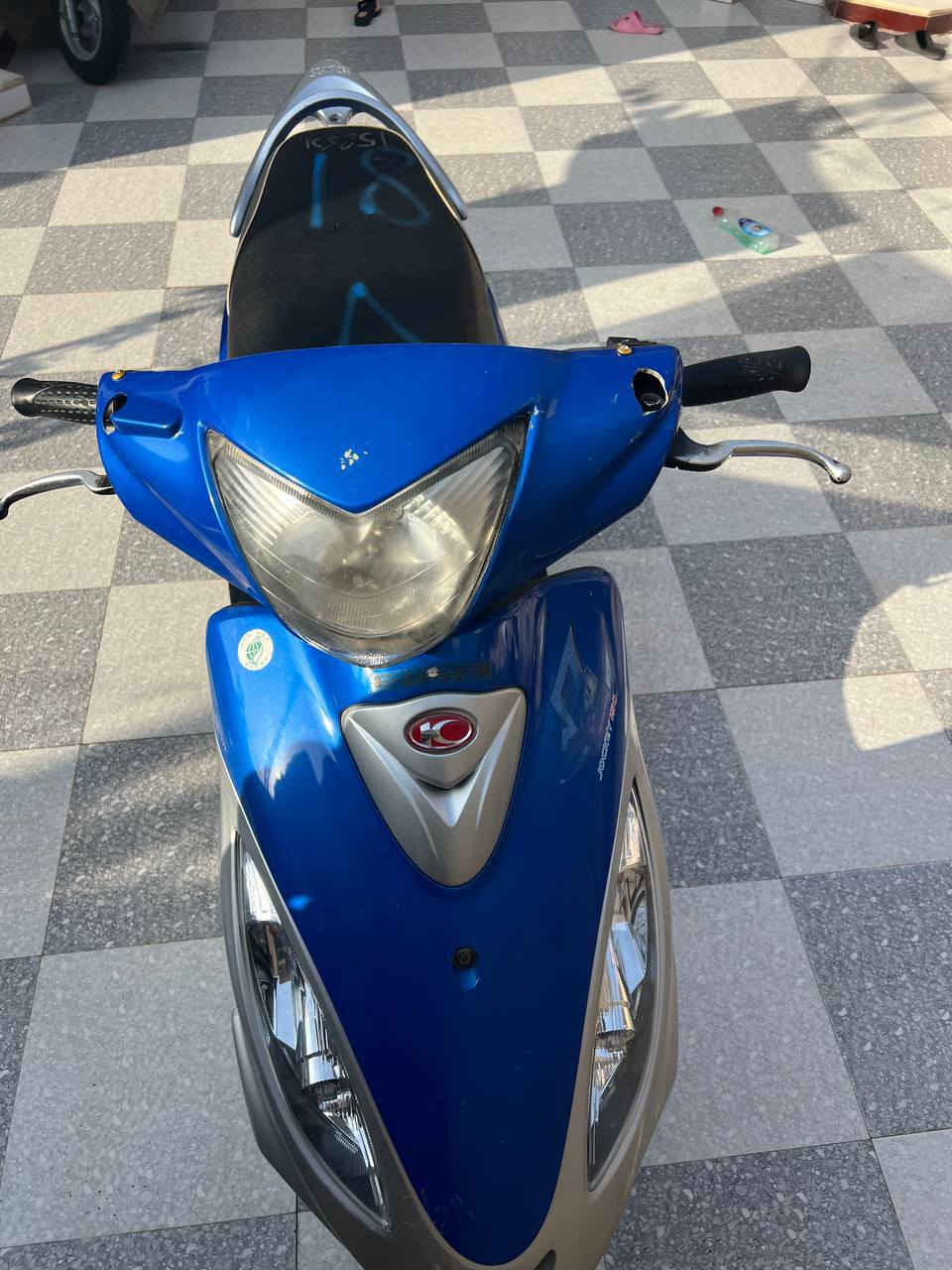 السلام عليكم دراجه كامكو 𝙑2 للبيع موديل 15 مكفوله كفاله عامه للاستفسار الاتصال على الرقم ***********
