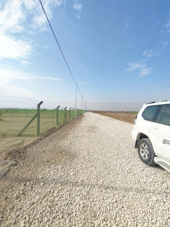 نصف دونم زراعي سند 25 حي الفرات نزله كيلو ونص قبل السكه السعر 29 وبي مجال ***********
