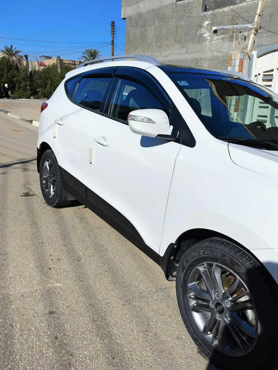 توسان ٢٠١٤ فول مواصفات بانوراما لد خلفي امامي كفالة عامة شاشة كبيرة كاميرا خلفية خليجية باسمنة رقم جديد سنوية ل٢٠٢٩ رقم كربلاء  السعر ١٦٠ للاتصال ***********
