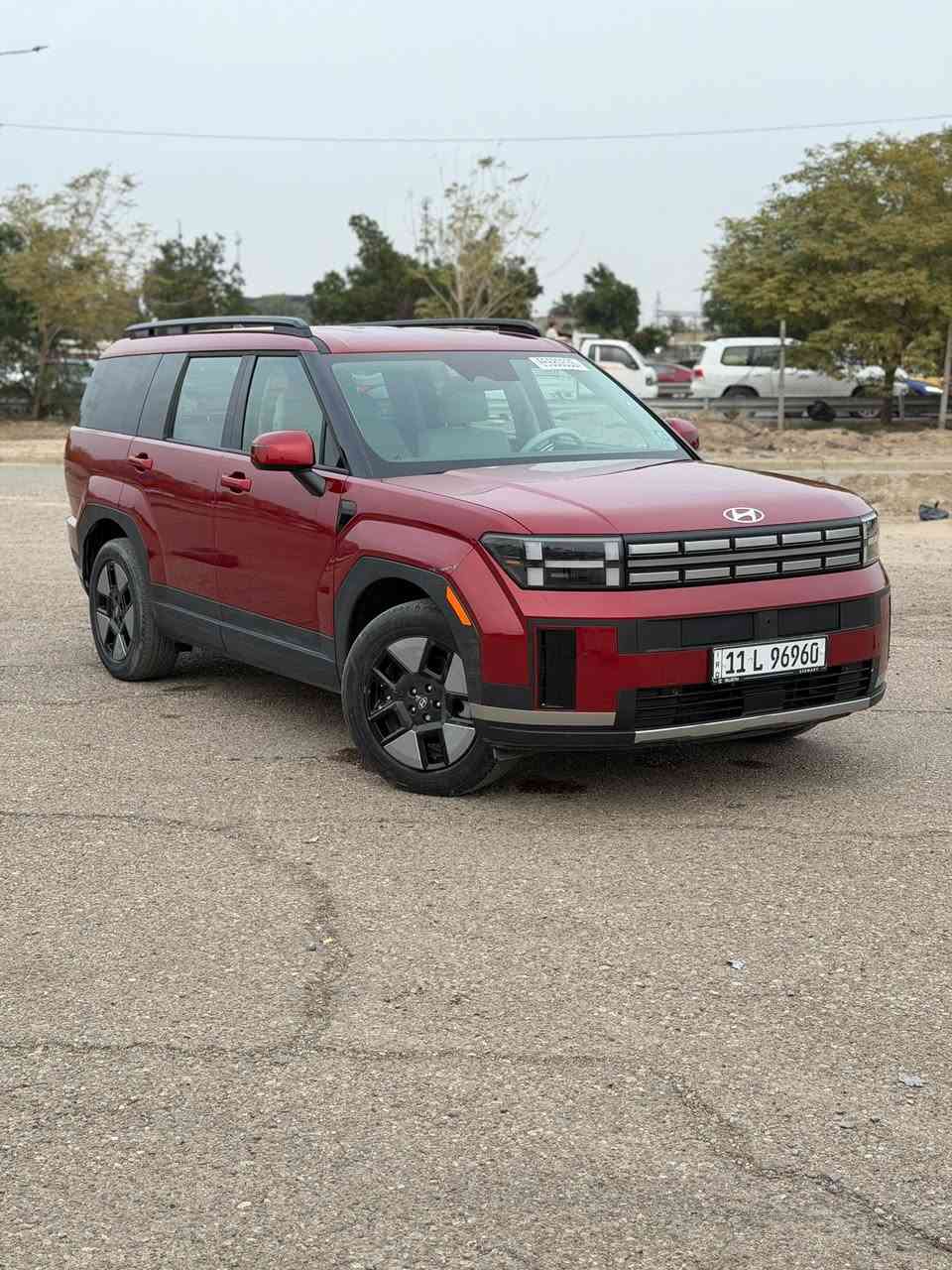 السلام عليكم
سنتافيا 2024 هايبرد 
مواصفات sel بدون فتحه 
داخل ابيض 
بصمه تشغيل 
تحديد مسار 
رادارات اماميه خلفيه 
حساسات 
كشنات تدفئه 
داخل جلد ابيض 
نقطه عمياء 
هاندبريك بصمه 
جنطه كهرباء 
السياره حلوه وبيها بعد مواصفات 
_________________________ 
حادث السياره كما موضح بالصور 
بيها جاملغ خلفي صبغ وشويه من الجنطه 
وبارد بالجاملغ الامامي 
شواصي لغود كفاله عامه 
الايرباك سليم ولا واحد طاك 
نوع المحرك هايبرد 
1.600 تيربو و هايبرد 
السياره دخول جديد 
مرقمه رقم بغداد تحويل ثاني يوم 
السعر: 250 وبيها مجال 
السياره ماشيه : 40الف كيلو متر 
الرقم : ***********
***********
