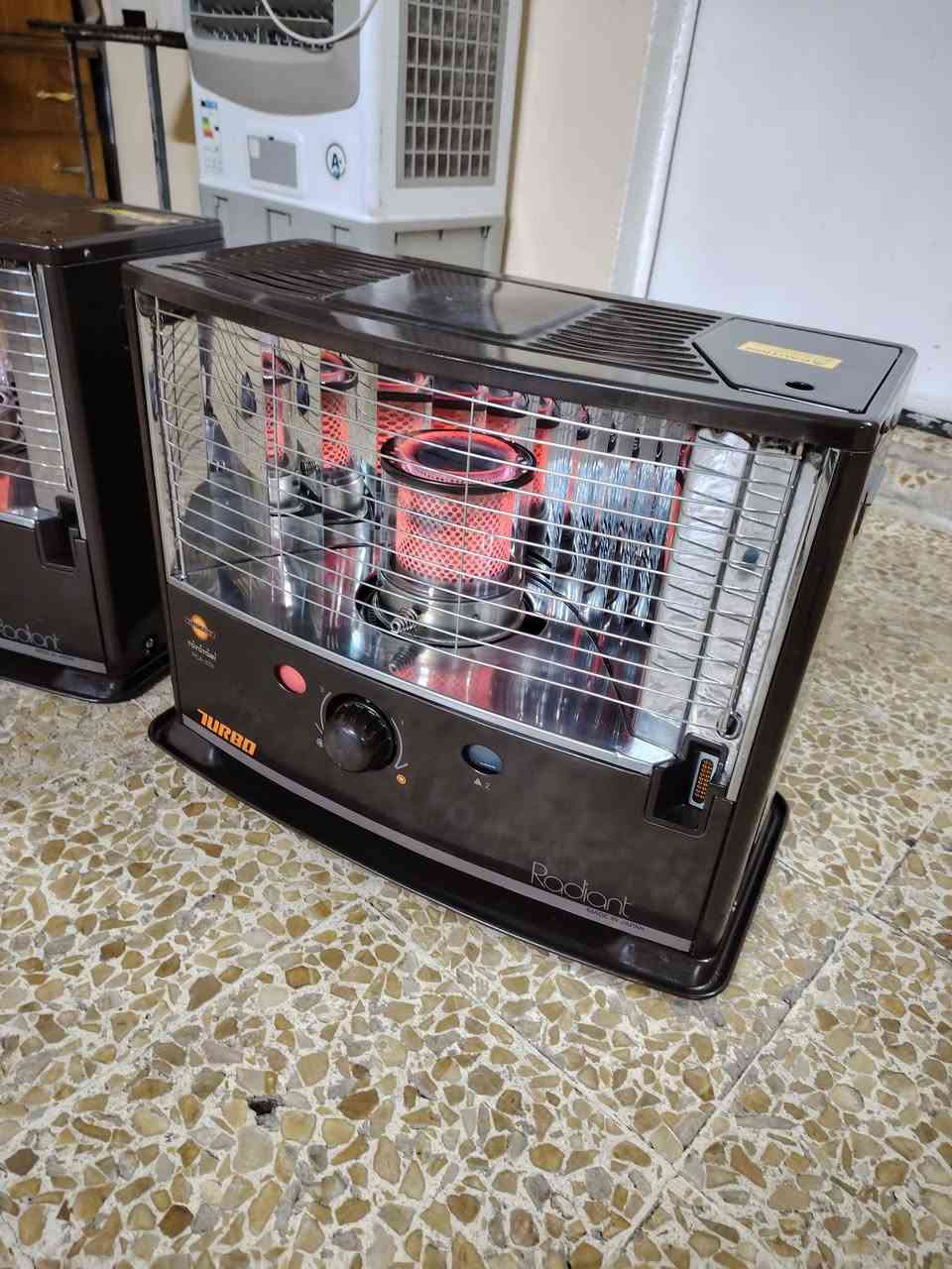 صوبات العدد ٣ نوع توربو تيتومي ياباني الأصلي شرط لاريحه ولا غاز تجي كدامك اشغلها السعر الوحده ٩٠ الف من الاخير شاري اتصل عنوان وادي حجر يوجد توصيل حسب المنطقة *********** ***********
