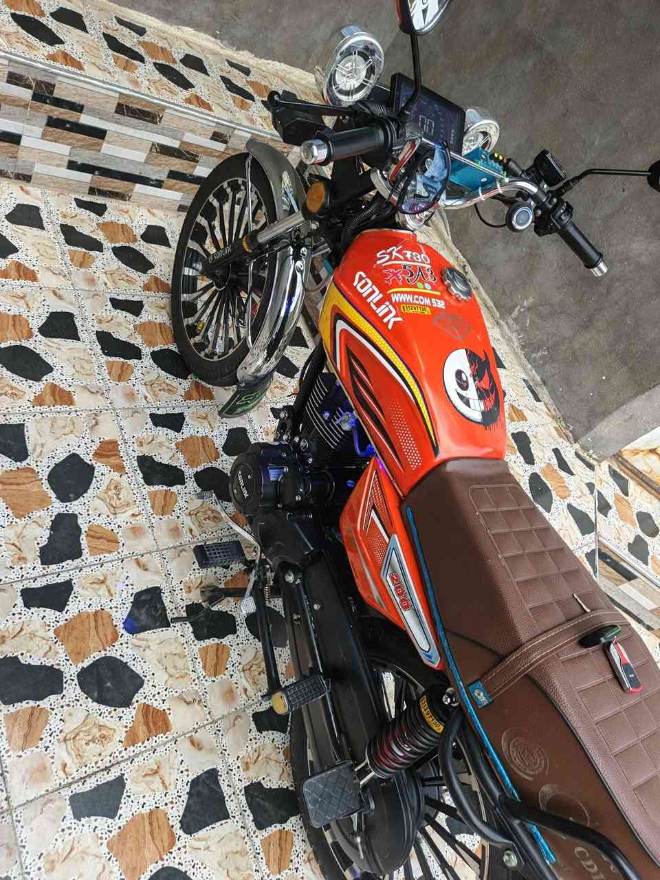 سلام عليكم دراجه سولنك موديل 2025 جديده محرك 200cc جاهزة من كلشي شغل واطلع لون مميز كله شغاله كهربائيات محرك كفاله من كلشي اذا ممدوده عليه سبانه تاخذه بلاش شرط  شلعه معدل فوول نعومه اوراق منفيس عدد 2؟ تشغيل عن بعد بصمه عدد 2 ريمون وسكان؟؟  العنوان رمادي تأميم قادسيه الثانيه؟؟  السعر 950 وبيه مجال بسيط حك جيه *********** واتساب + اتصال او خاص شكرا جزيلا
