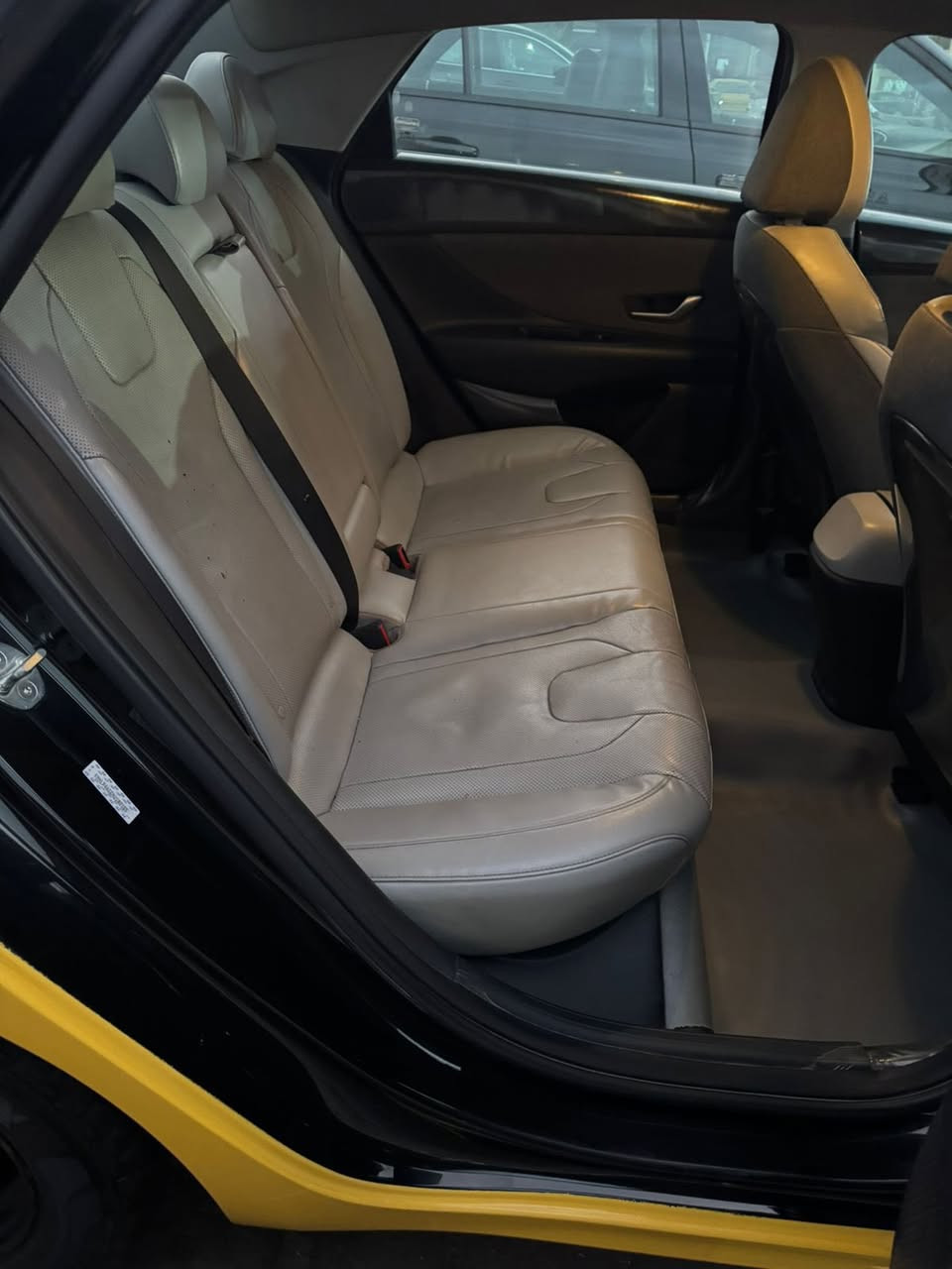 السلام عليكم النترا 21 لمتد فول مواصفات حادث مرفق بالصور جاهزة السياره للبيع السعر 152 للاتصال *********** اخوان مكلف بالنشر اتصل على الرقم
