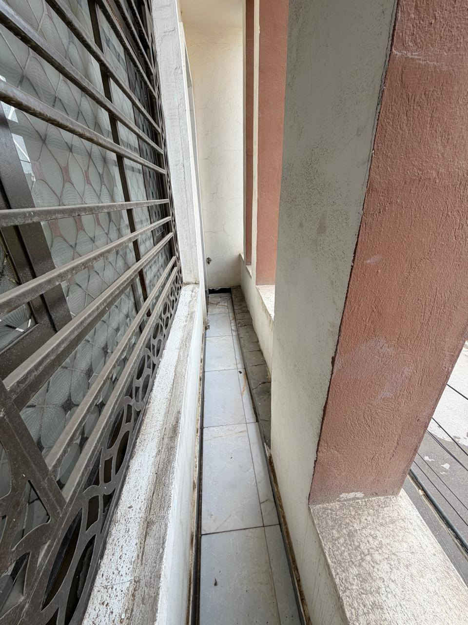 السلام عليكم ٥٠ متر للبيع هياكل مقابيل بيت تشجير قريب خط سريع سيديه رقم داخل صور
