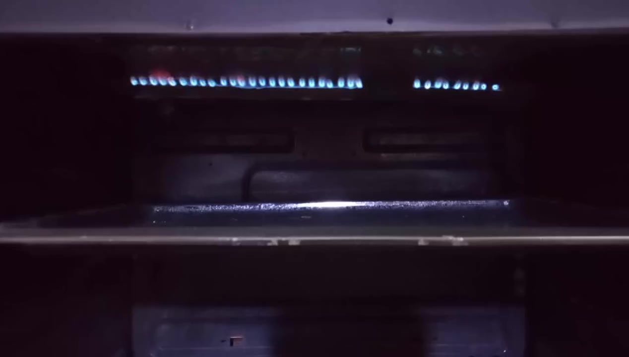 للبيع طباخ فريش مصري نظيف جدا مكان بغداد شعله ***********.
