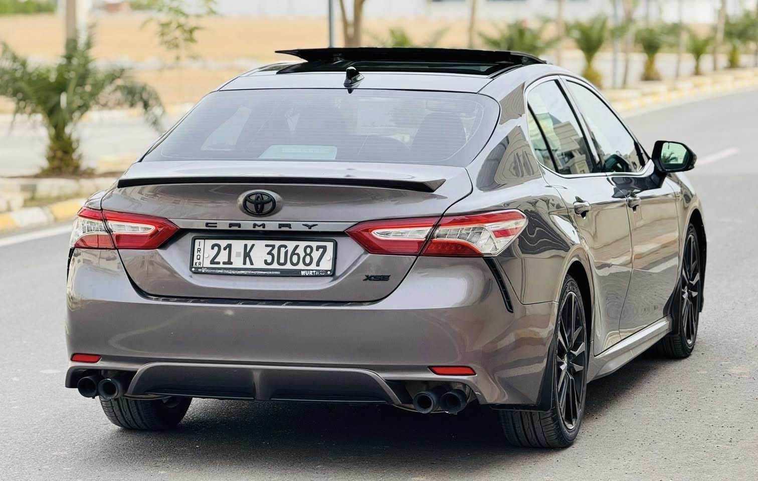 السلام عليكم 
كامري 2021 XSE 1/1
بجم كبس
بدون ايرباك
ماشيه 51 
4 سلندر 
بانوراما
 داخل اسود بلادي 
شاشه جبيره
شحن واير ليس
كامرات 
فول بصمات كامله 
تشغيل عن بعد 
هندبريك بصمه 
اوتو هولد 
رادار امامي جانبي وخلفي 
كشنات هيتر 
تبريد لمس 
لايتات وبكلايت ليد 
ويل 19 بلادي 
وتخم تاير جديد مشدود
حادثها /قبغ صندوق فقط 
شواصي لغود كفاله
سونار او رقم شاصي مرفق مع الصور
 الموقع خانقين ديالى
سعر 215 بي مجال
استفسار ***********
