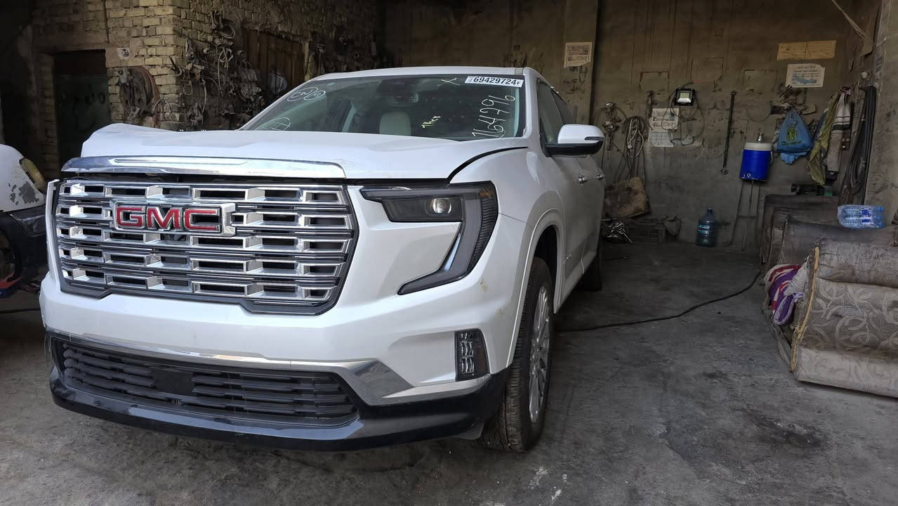 السلام عليكم من رخصت الادمن للبيع او مراوس حسب القناعه اكاديه مديل 2024 ماشيه 4الف السعر ٢٤٠ قفل بدون رقم حالين عد الصباغ ***********
