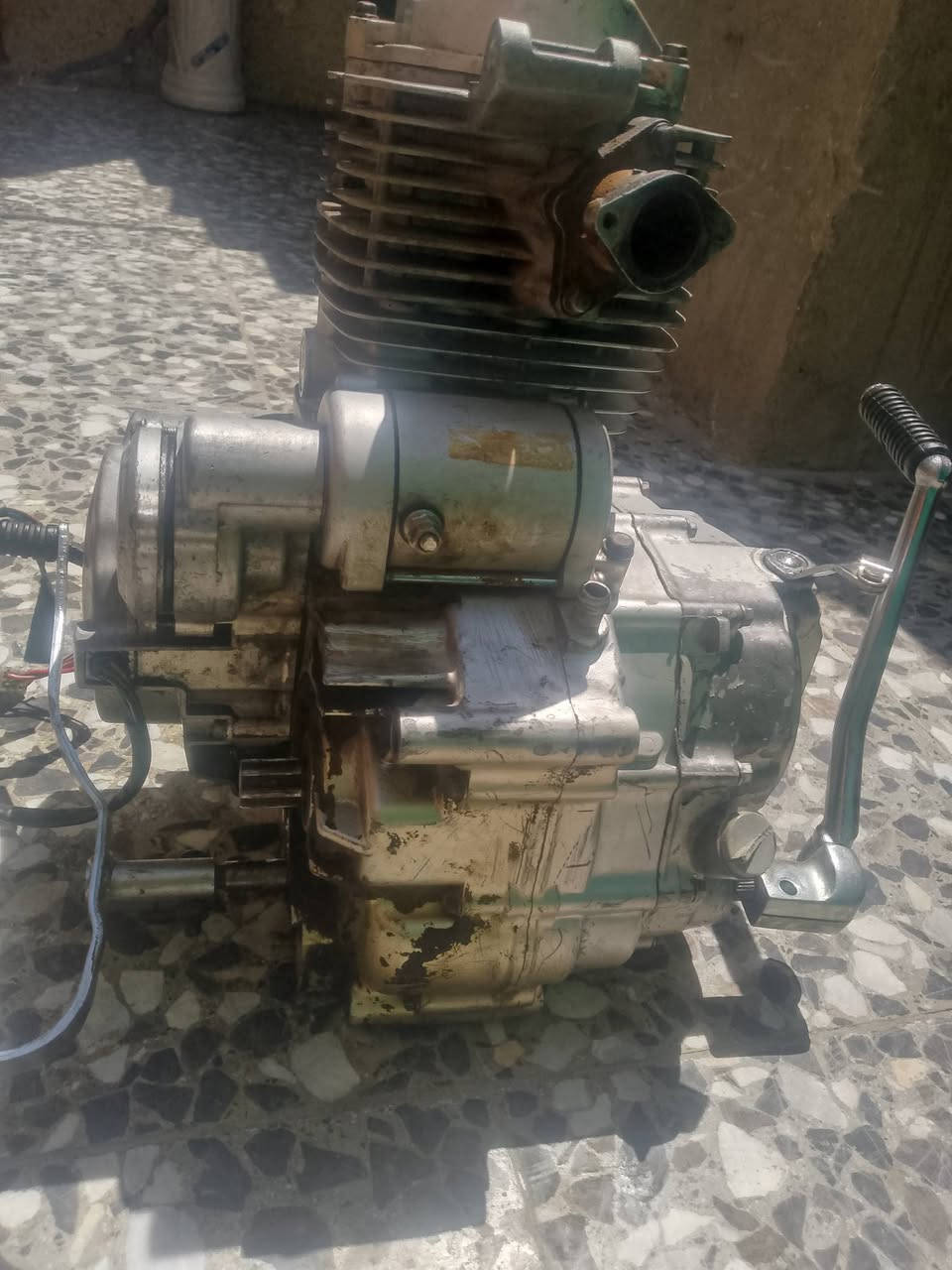 سلام عليكم مكينه ستوته لبيع لمكينه لاطشه لسعر 90بغداد مدينة الصدر رقم الهاتف ***********
