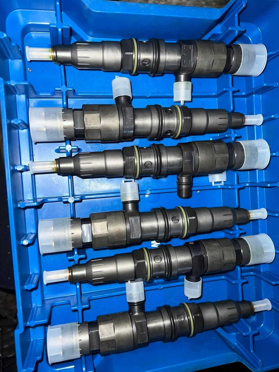 Genuine brand new diesel fuel injector 0445120642, A4710701787
#followerseveryonehighlights 
#gulfdieselengineparts


**إذا كنت صاحب هذا الإعلان وتريد حذفه لأي سبب، رجاءا أرسل رسالة إلى الدعم الفني**