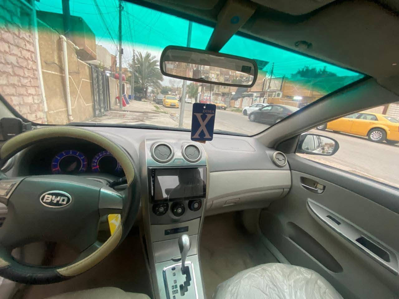 BYD 2013 ابيض خصوصي
رقم ديالى سنويه 2027بدون حادث
سياره جاهزه من كلشي نضيفه جداً 
تدفئه شغاله تبريد
تحويل مباشر  بأسمي 
سياره مال بيت  صدرها نظيف 
شاشه 
كامرا 
بصمه 
فتحه 
اشاير بالمريات

فووول الفول 
جاهزه ترايك وين ما يعجبك
السعر(55)بيها مجال 
العنوان :بغداد 
للاستفسار :(***********)
