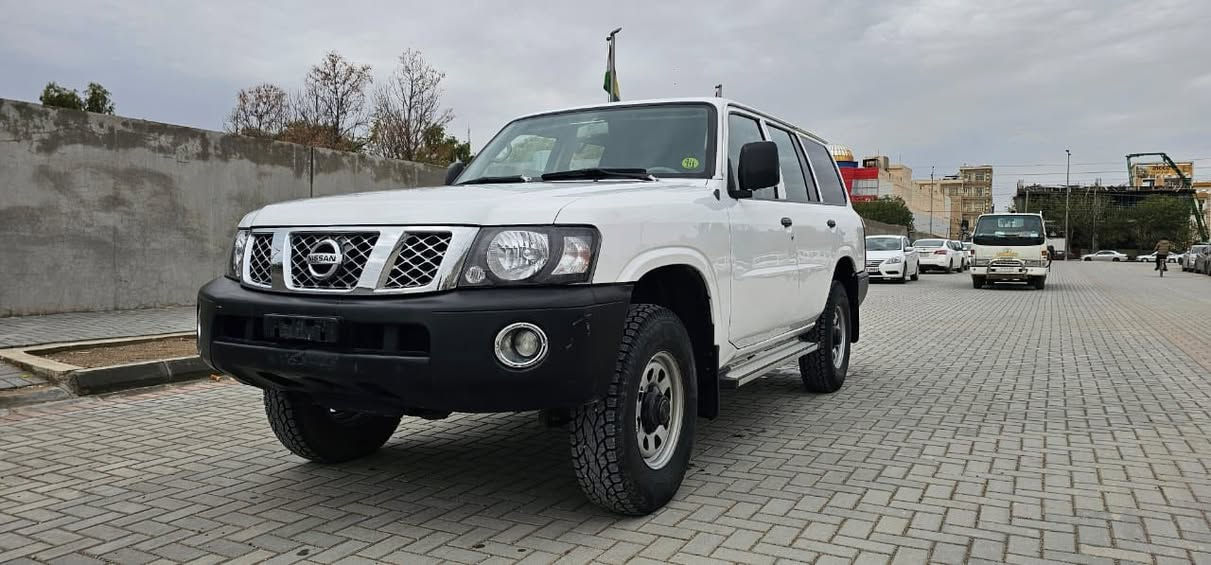 باترؤ
2008

گيرومةكينةي

بةشةرت 

ماكينة

بةخ 

1بارجةي

سعري 

87

كه لا

***********

***********
