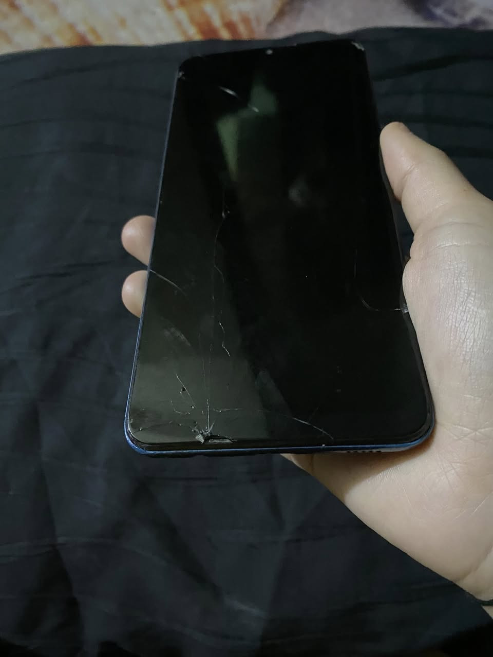 جهاز A12
 كاميرا الاماميه مغوشه بصمه مالته واقفه سعره80 وبي مجال


**إذا كنت صاحب هذا الإعلان وتريد حذفه لأي سبب، رجاءا أرسل رسالة إلى الدعم الفني**