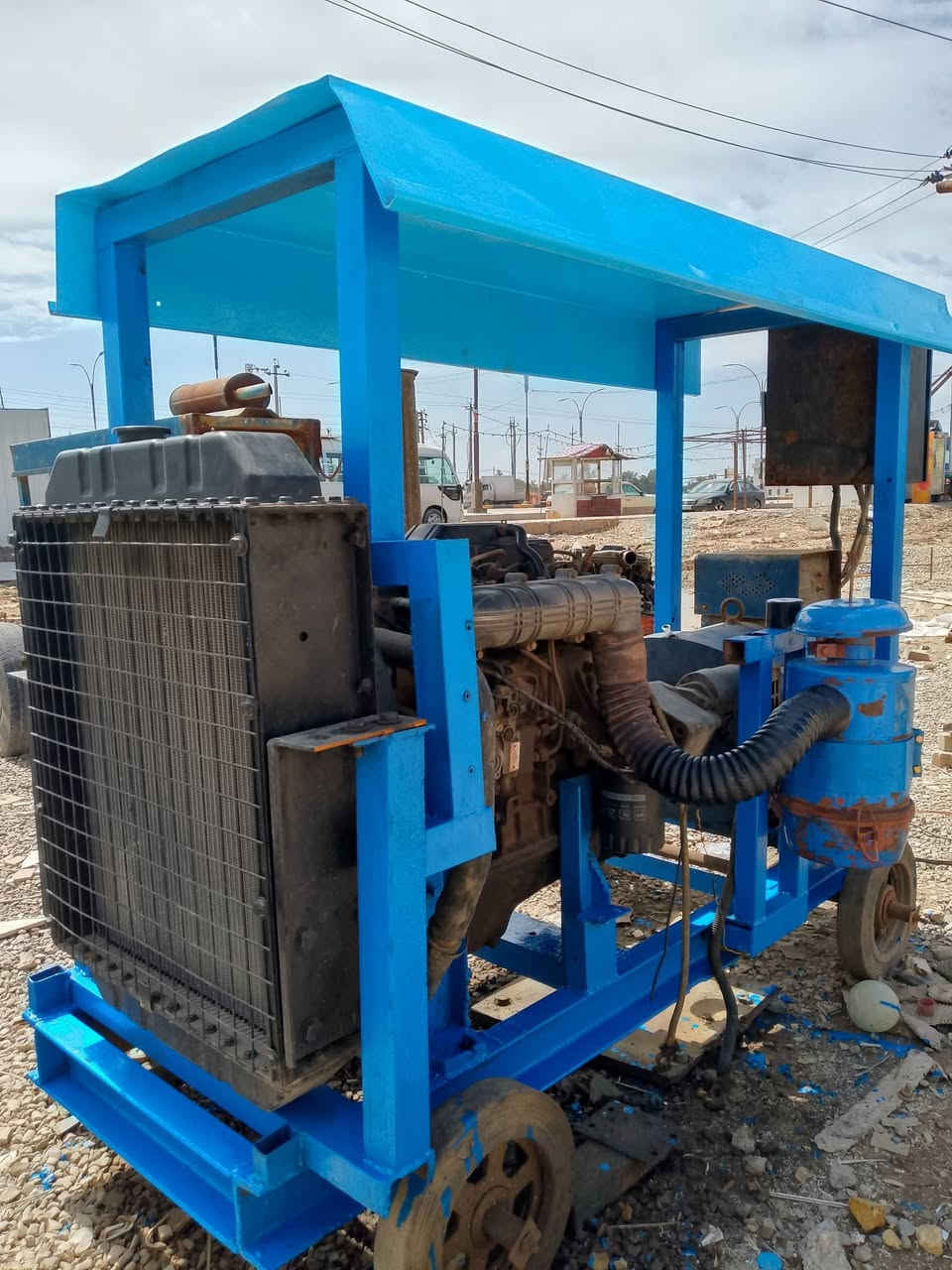 سلام عليكم 
مولد كيا للبيع  30 كيفي ثري فيز 
محرك وراس توليد كله بشرط اخو الجديد
سعر 14 ورقه 
مكاني ديالى تقاطع القدس 
***********
