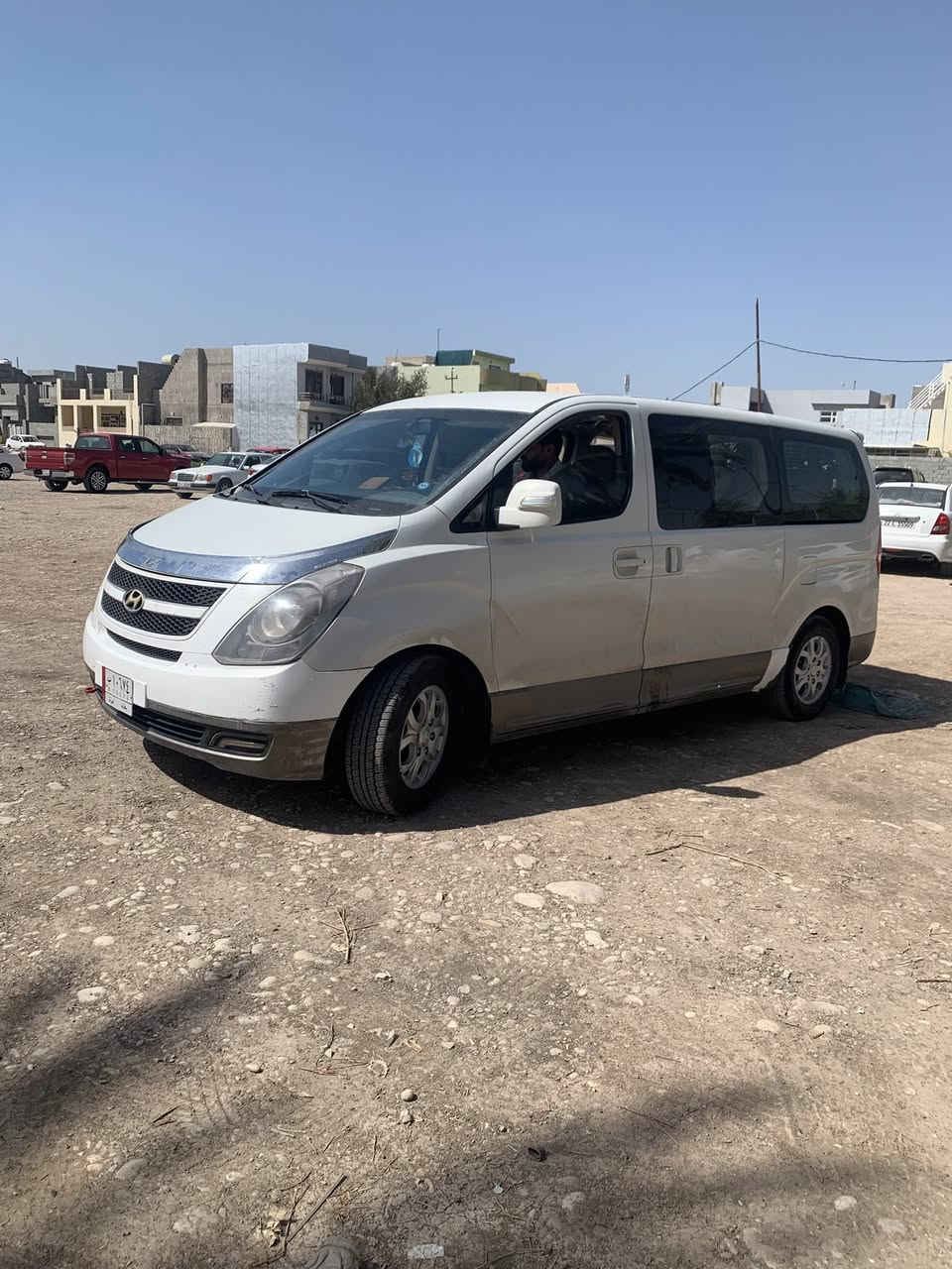 2009 محرك كاز جديد بدون صرف ولا بخار سيارة جاهزة تخم تاير صدر خلفي امامي جديد تبريد تدفئة كلة جديد تحكم ستيرن كشنات سلايت بيها مكان صبغ قليل اثر نيكلات السعر ١٣٧ وبيها مجال عنواني ديالى جلولاء ***********
