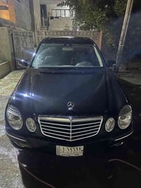 مارسدس E350. 2007 السياره فور ويل صبغ اربع قطع ( جاملغ امامي ٢ وبنيد و...