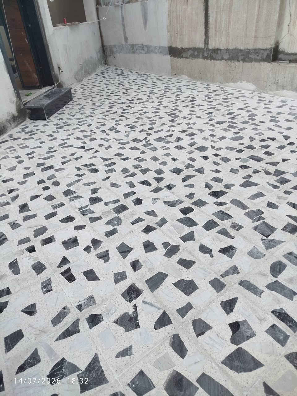 خلفه تطبيق بورسلين سيراميك كاشي ومرمر تركيب درج متفرغ حاليا شغل درج اوله التزام بلموعيد***********بي وتس

